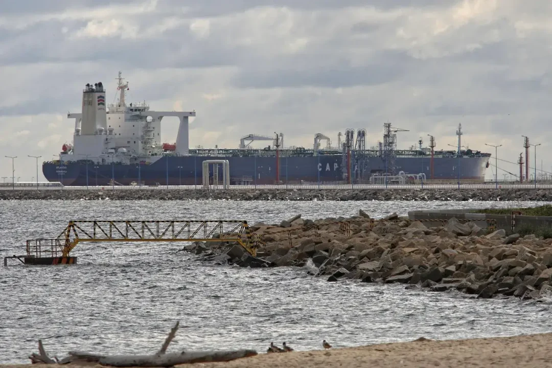 Dentro del aparente intento de Gianluigi Aponte, el naviero más rico del mundo, por acaparar el mercado de los superpetroleros