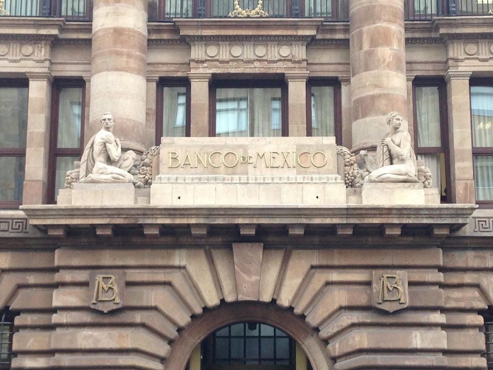 Banxico anuncia que a partir del tercer trimestre podría comprar Cetes y Bondes F