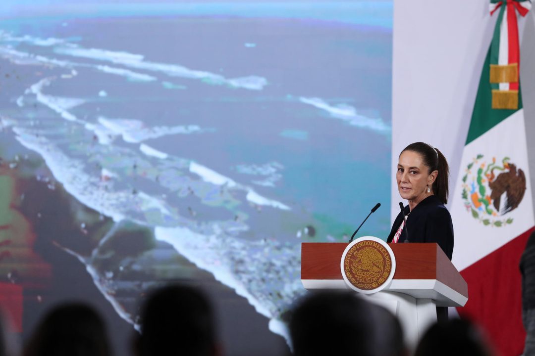 Sheinbaum anuncia creación de Observatorio del Golfo de México tras derrame de crudo