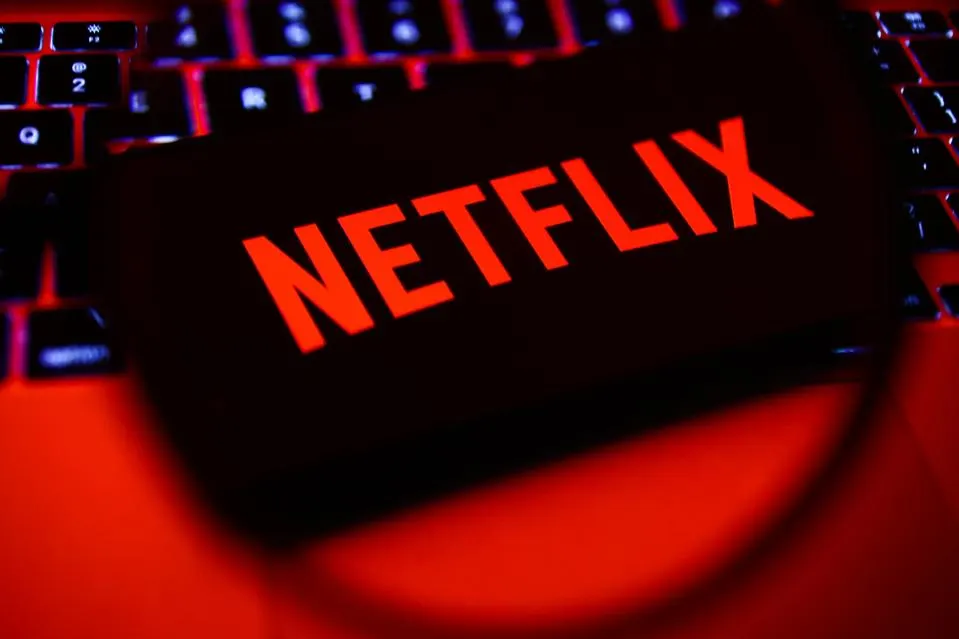 Netflix alcanza 28 millones de espectadores activos mensuales en México en plan con anuncios