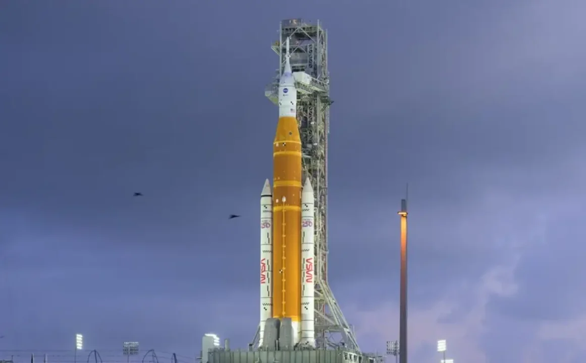 La NASA autoriza para hoy el salto final de Artemis II hacia la Luna