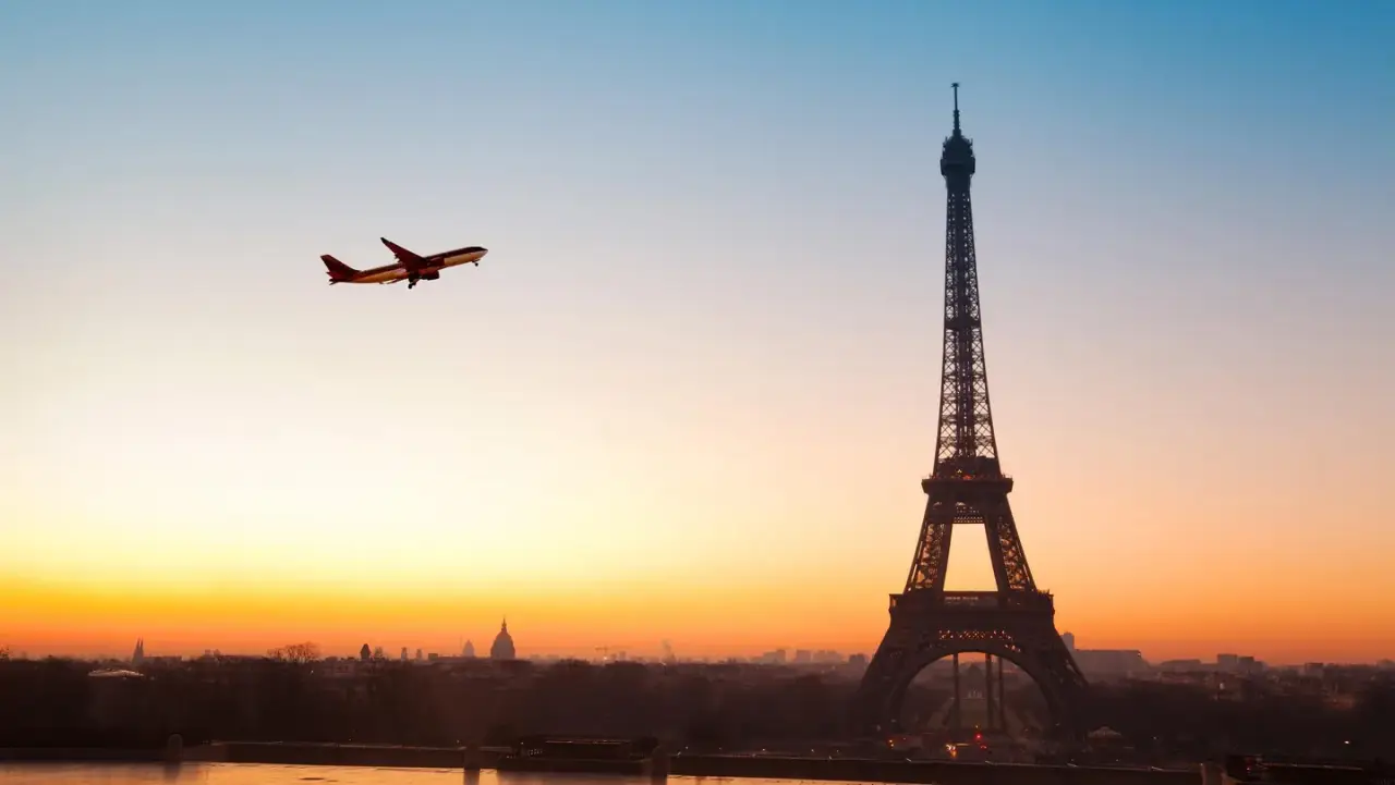 Asia y Europa se están quedando sin combustible para aviones, pero ‘ningún país es inmune’