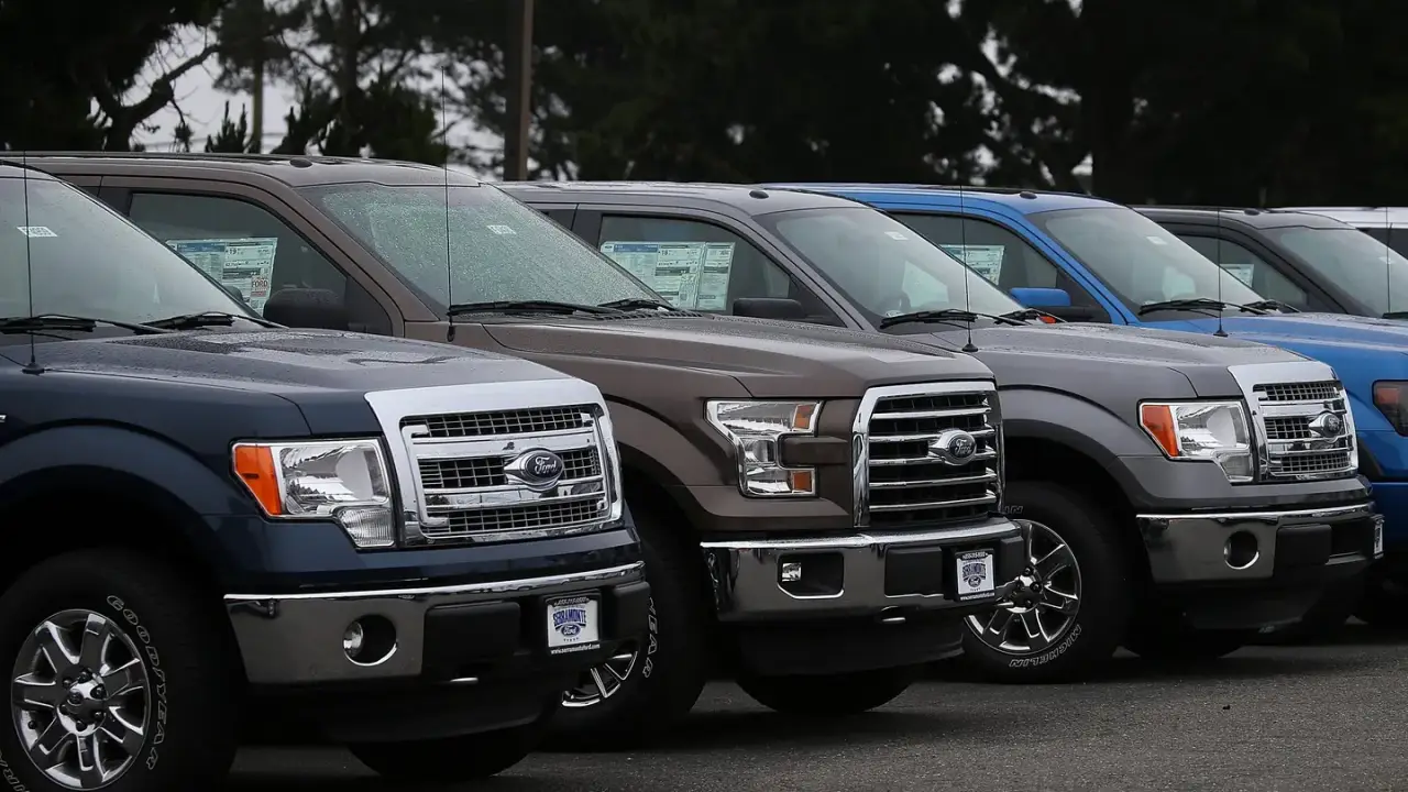 Ford retira del mercado 1.4 millones de sus F-150 más vendidas por un problema con la reducción de marchas