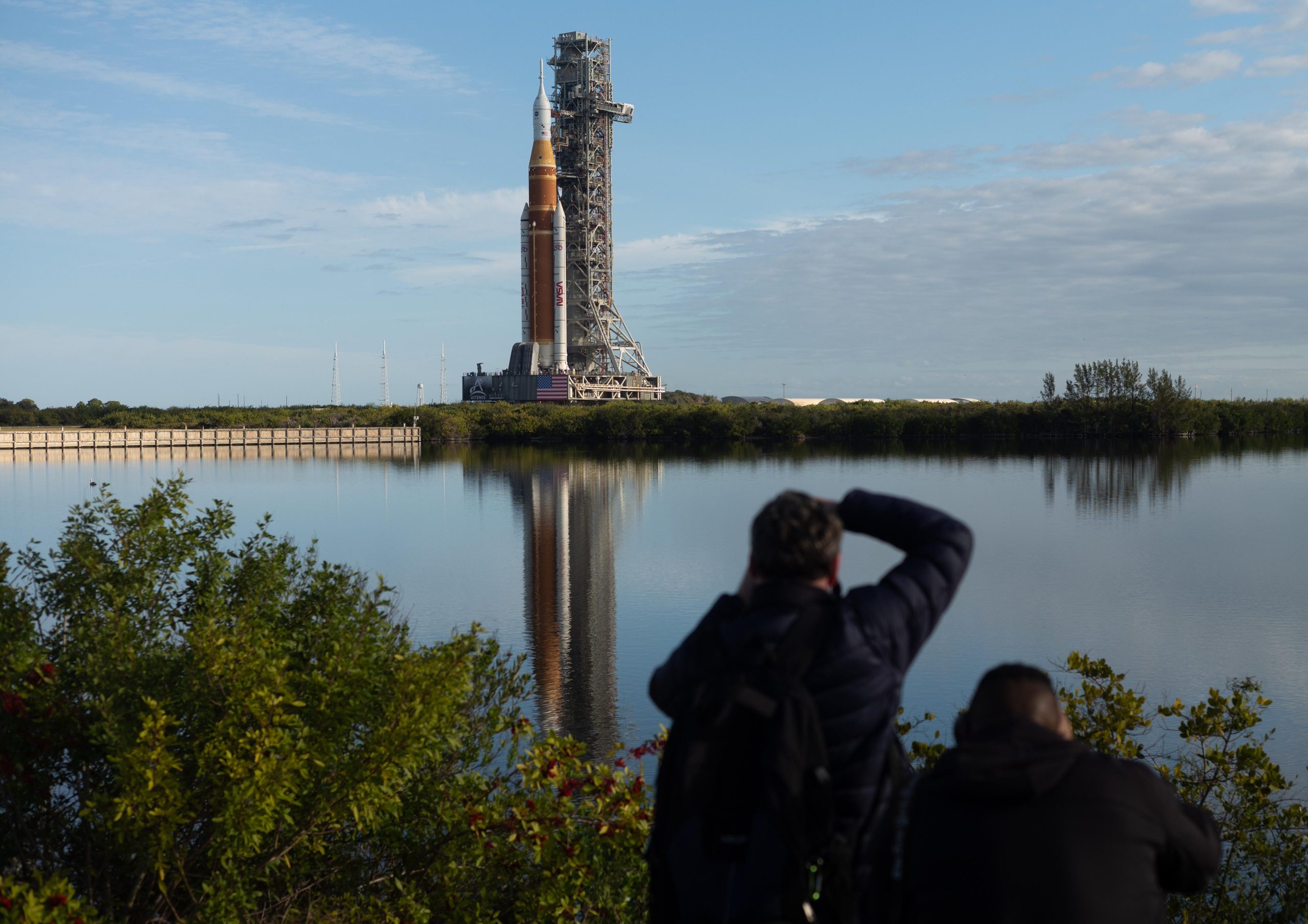 Experto de la NASA explica los 8 minutos críticos tras un despegue como el de Artemis II
