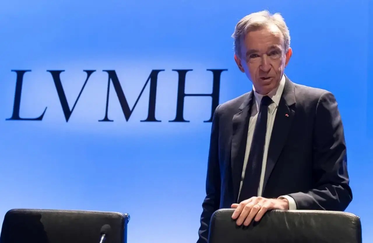 LVMH informa que la guerra en Irán impactó sus ventas, frenando esperanzas de recuperación del sector del lujo