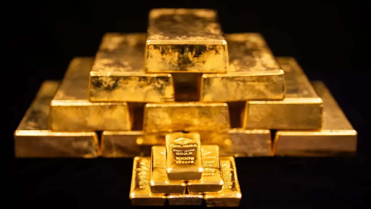 El oro y la plata alcanzan máximos de tres semanas tras acuerdo de alto al fuego entre EU e Irán