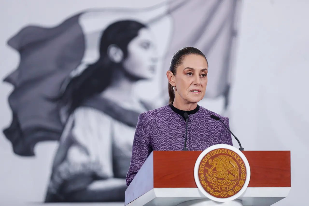 Sheinbaum celebra la tregua entre Irán y EU y destaca la bajada de precios del petróleo
