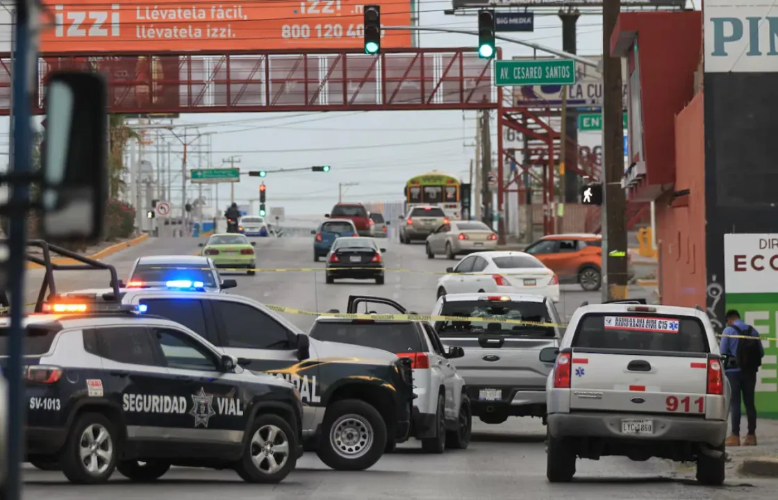 Mueren cuatro funcionarios de México y EU en accidente vial en Chihuahua 