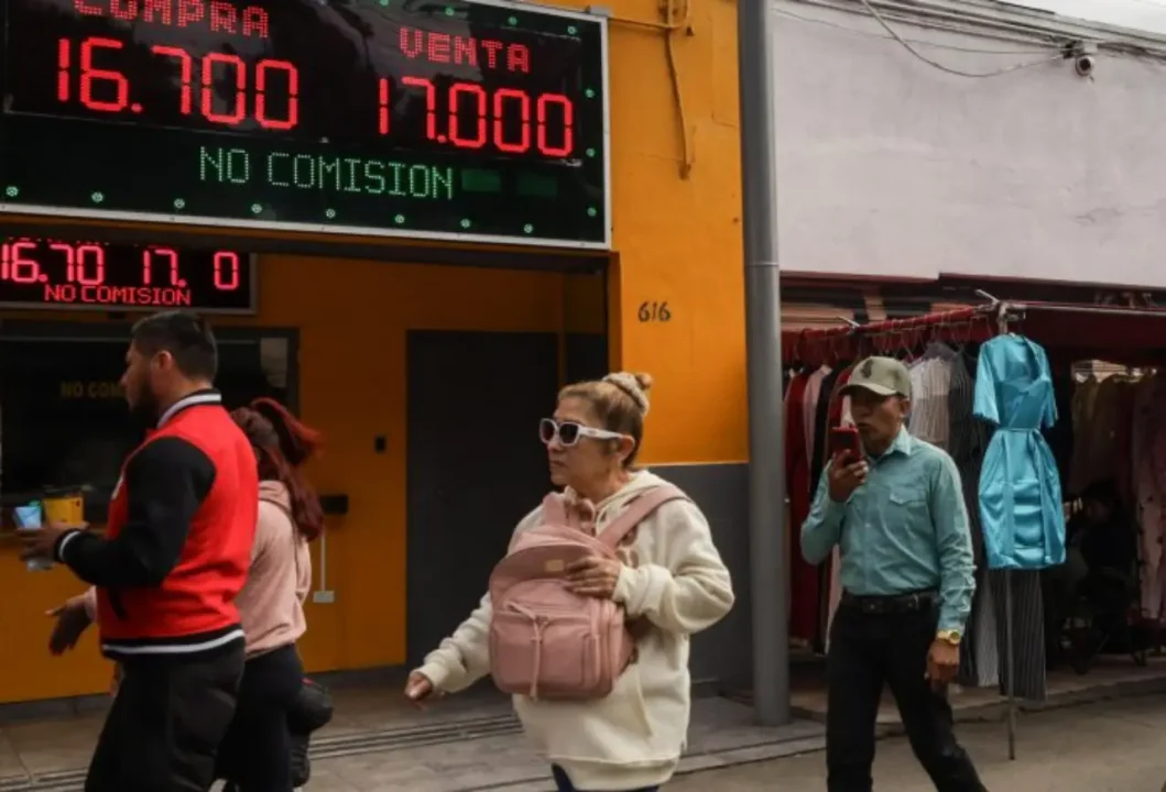 Día internacional de las remesas: la ansiedad de sostener a la familia desde la distancia