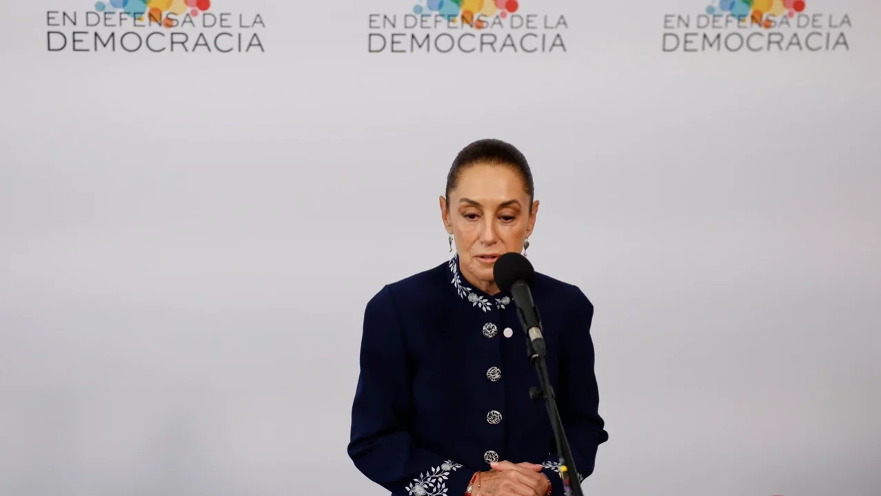 Sheinbaum propone en Barcelona una declaración en contra de una intervención militar en Cuba