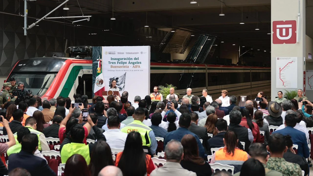 Inaugura el Gobierno el tren que conecta la CDMX con el AIFA