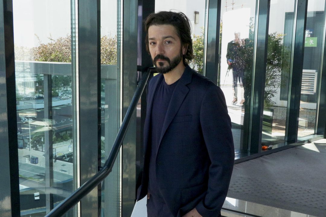 Diego Luna, en Cannes: el odio en EU hace que Latinoamérica mire a España y a Europa