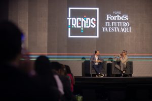 Felipe Ambra, Vicepresidente de Marketing de Grupo Modelo, y Diego Salazar, Director Editorial de Forbes México.