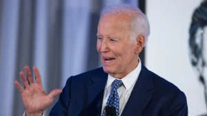 El expresidente de EE. UU., Joe Biden, demandó para impedir que el Departamento de Justicia divulgara sus transcripciones y grabaciones privadas que formaban parte de una investigación del fiscal especial sobre su presunto mal manejo de documentos clasificados.