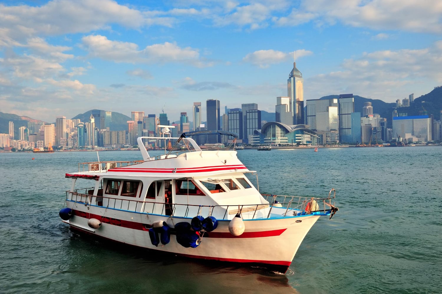 NY aumenta servicio de ferry por verano y el Mundial