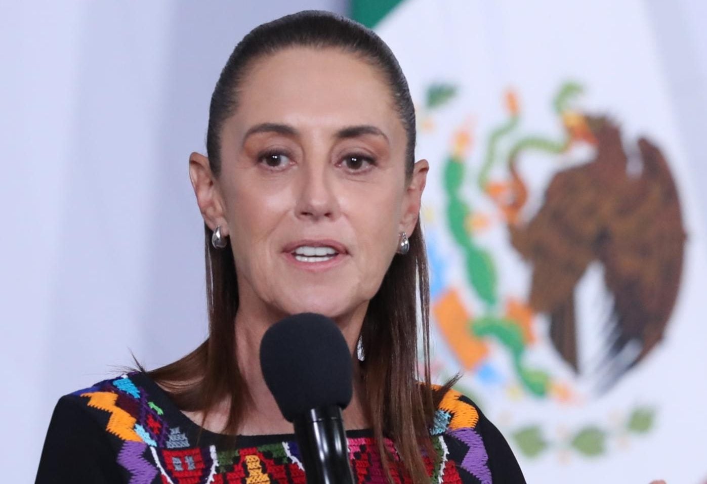 Sheinbaum rechaza visión ‘injerencista’ de EU tras la acusación contra Raúl Castro