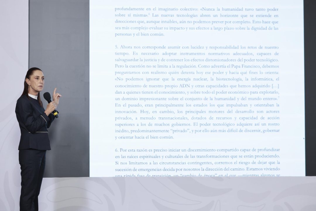 Sheinbaum ve ‘muy interesante’ la reflexión ‘humanista’ del papa León XIV sobre IA