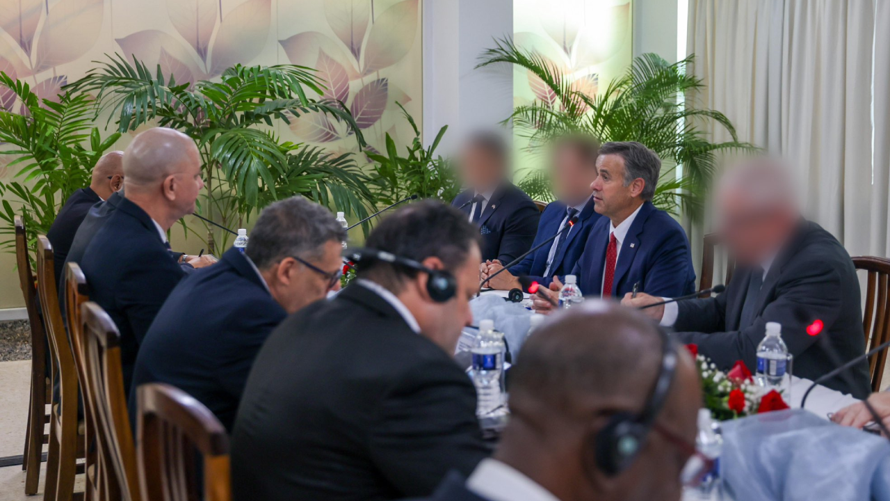 Director de la CIA se reúne en La Habana con altos funcionarios cubanos