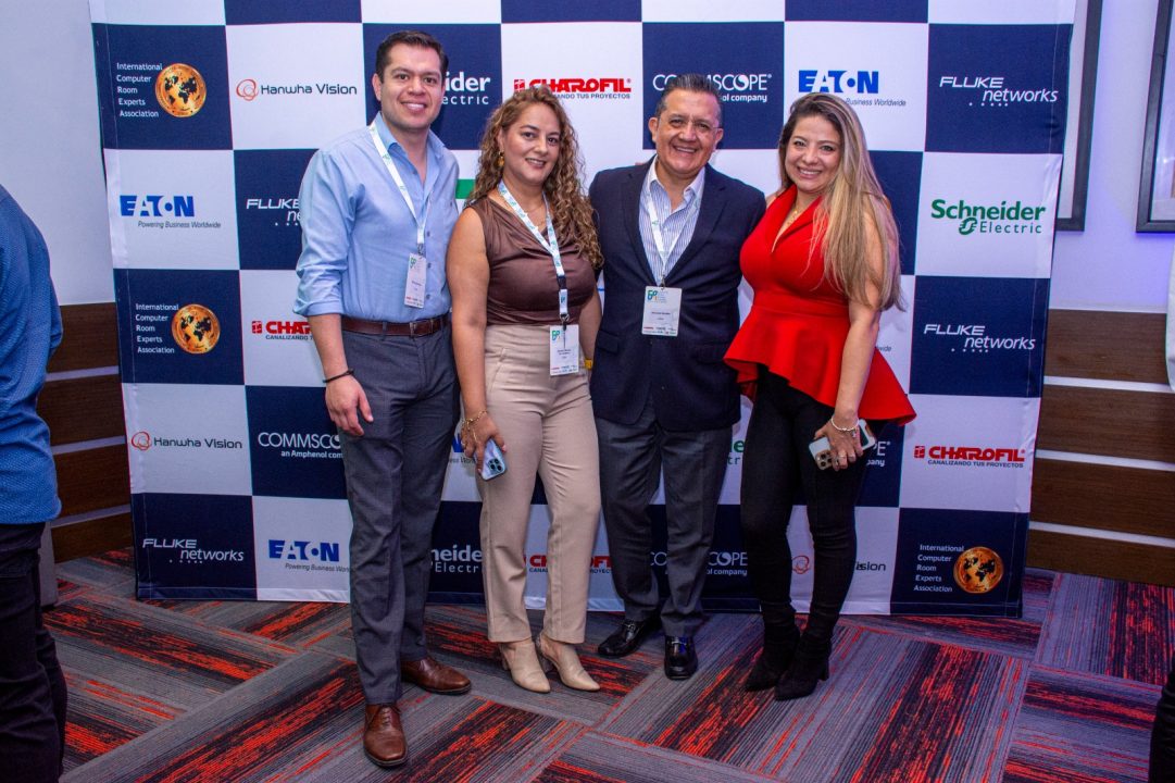 Una CEO colombiana que impulsa el liderazgo global de centros de datos desde México