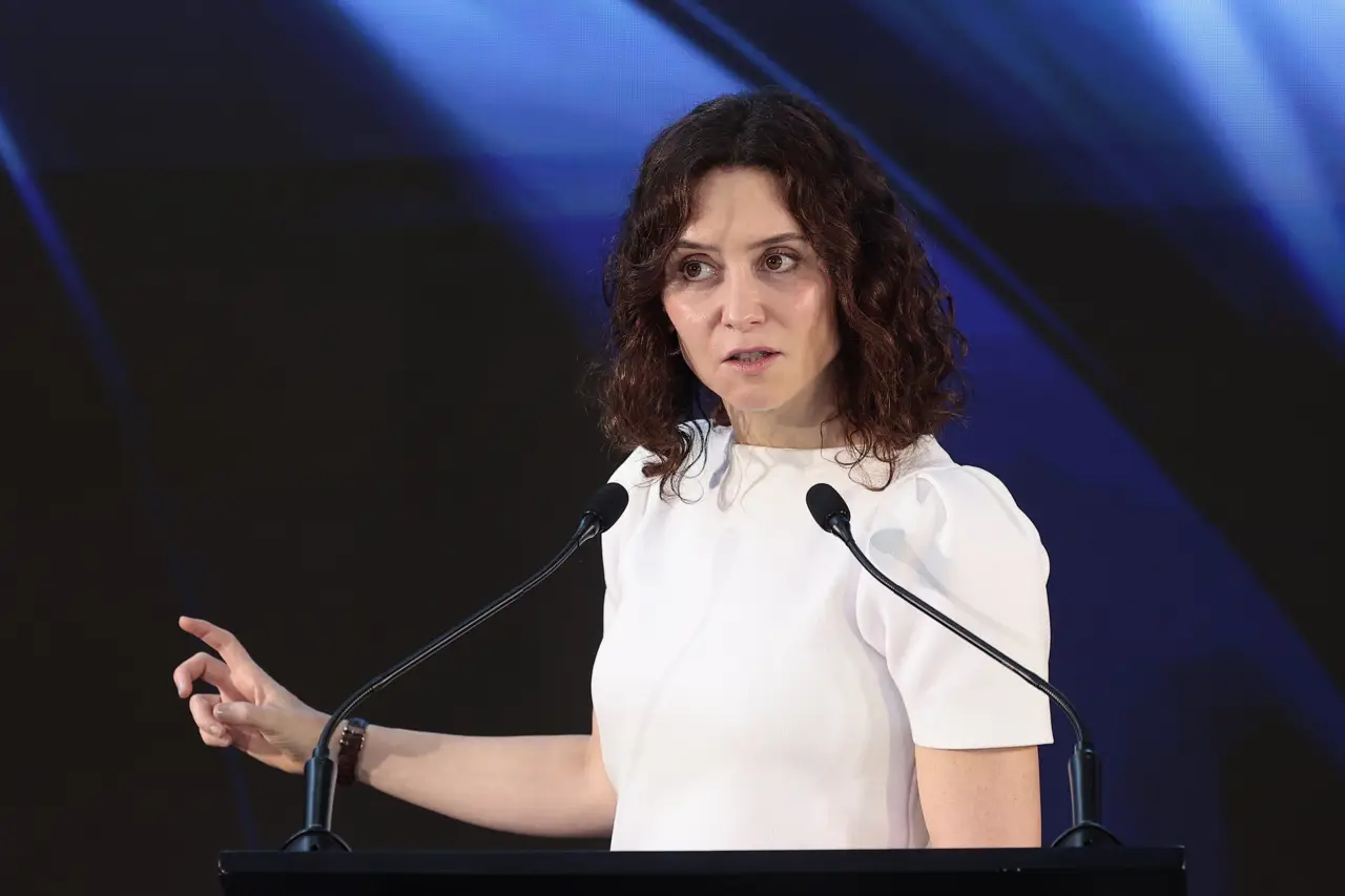 Gobierno rechaza que haya boicoteado a presidenta de la comunidad madrileña
