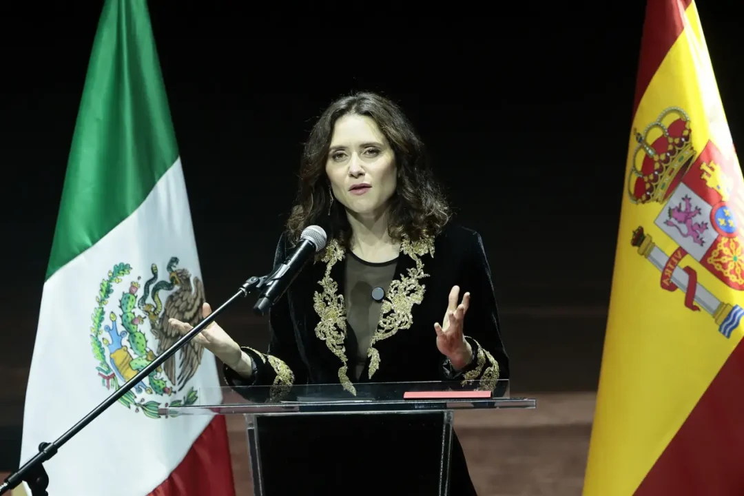 Díaz Ayuso rinde homenaje al ‘mestizaje’ y a Hernán Cortés en México