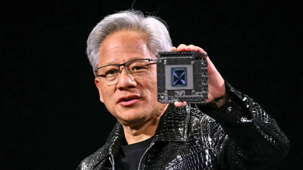 Jensen Huang de Nvidia se acerca al club de los 200,000 mdd y supera a Michael Dell como el séptimo hombre más rico