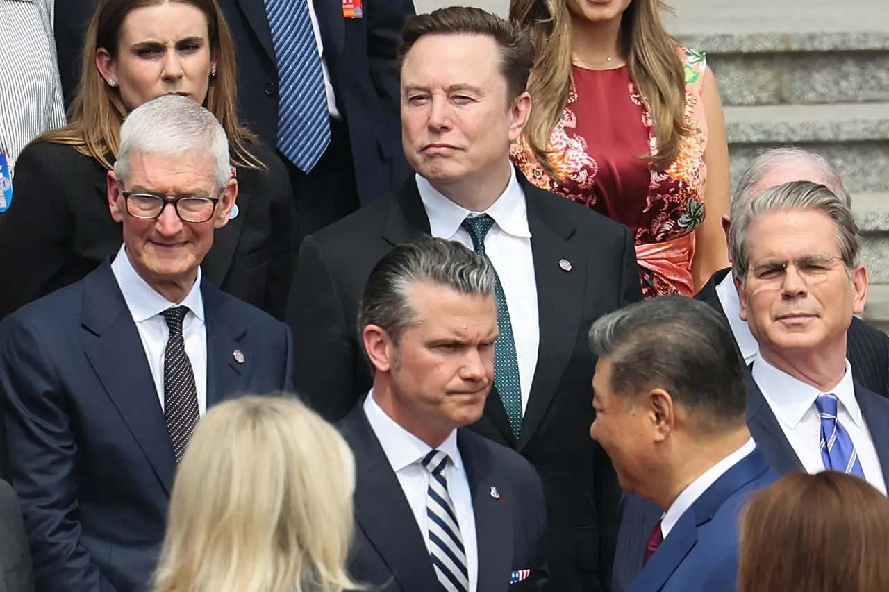 ¿Qué opina China de Elon Musk? Visionario, villano ocasional