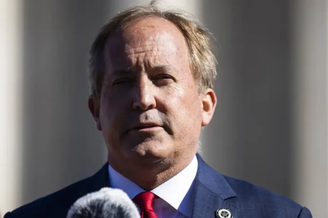 Cinco maneras en que la gran victoria de Paxton en Texas podría volverse en contra de Trump
