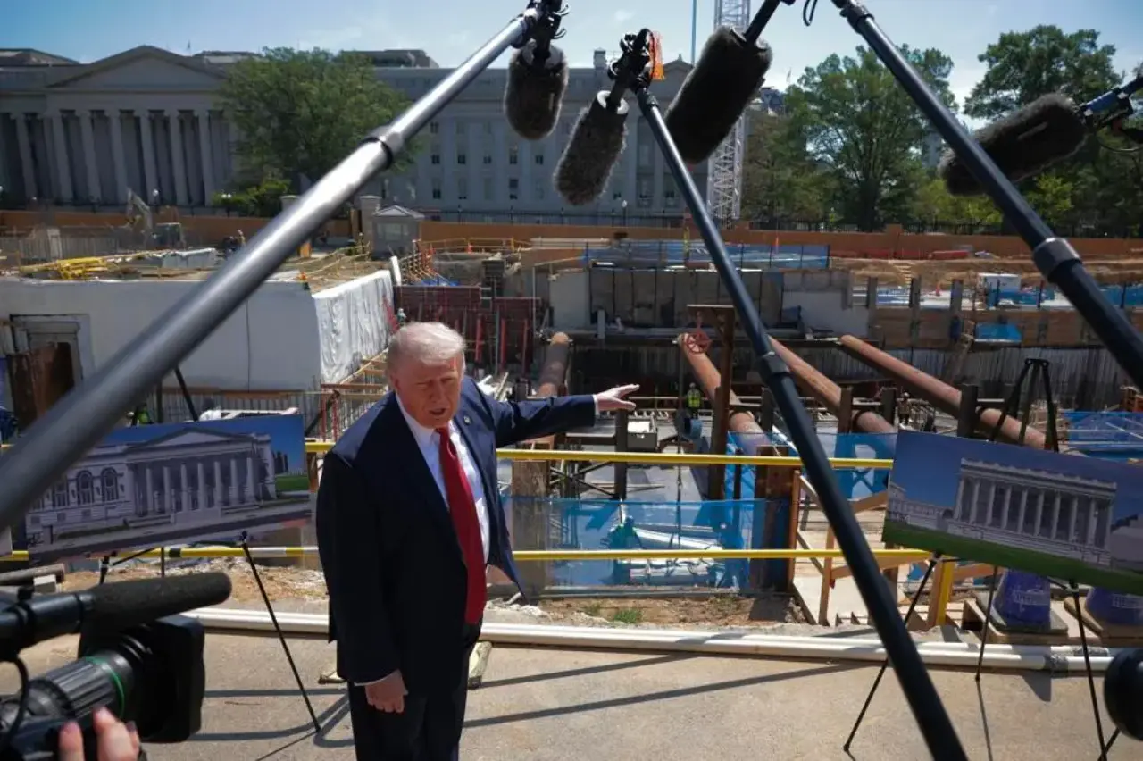 Republicanos del Senado podrían cancelar financiación que Trump destinó a los salones de baile