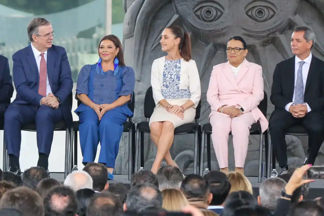 Economía reduce plazos y simplifica trámites para acelerar aprobación de inversiones