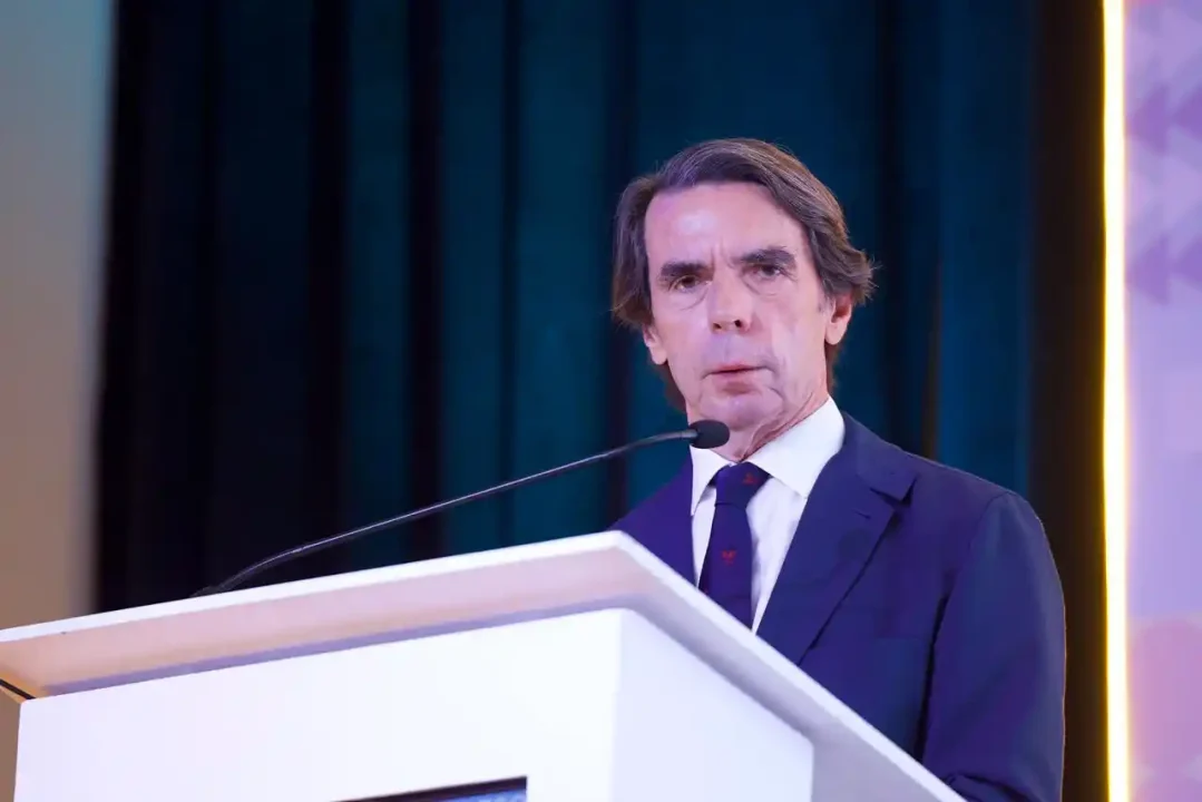 El populismo es un riesgo muy serio para las libertades: Aznar
