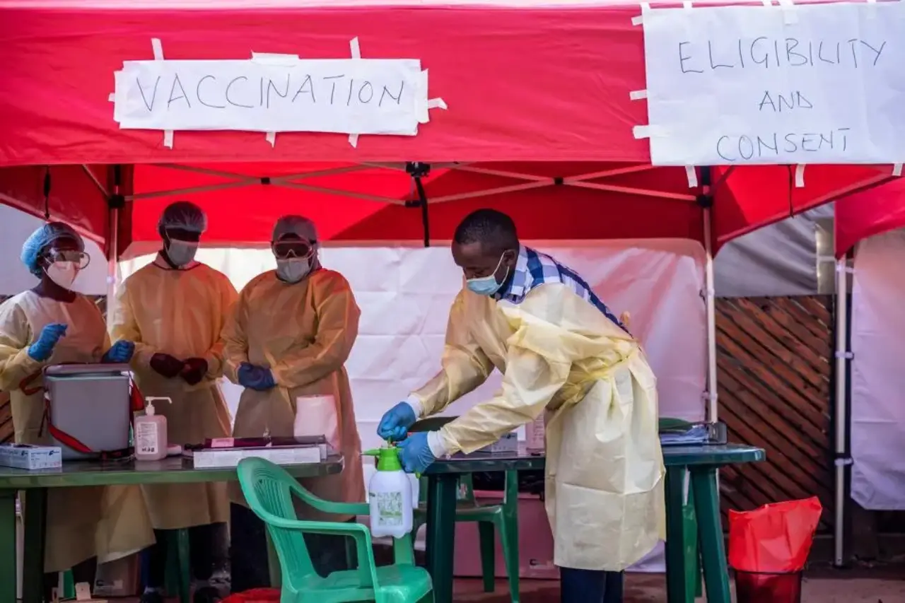 Grupo humanitario advierte que el brote de ébola podría convertirse en el más mortífero de la historia