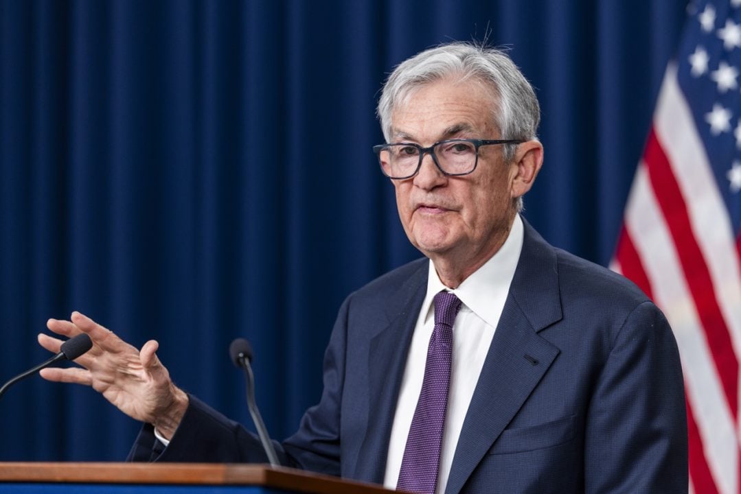 Powell deja presidencia de la Fed, marcada por Covid y el acoso de Trump