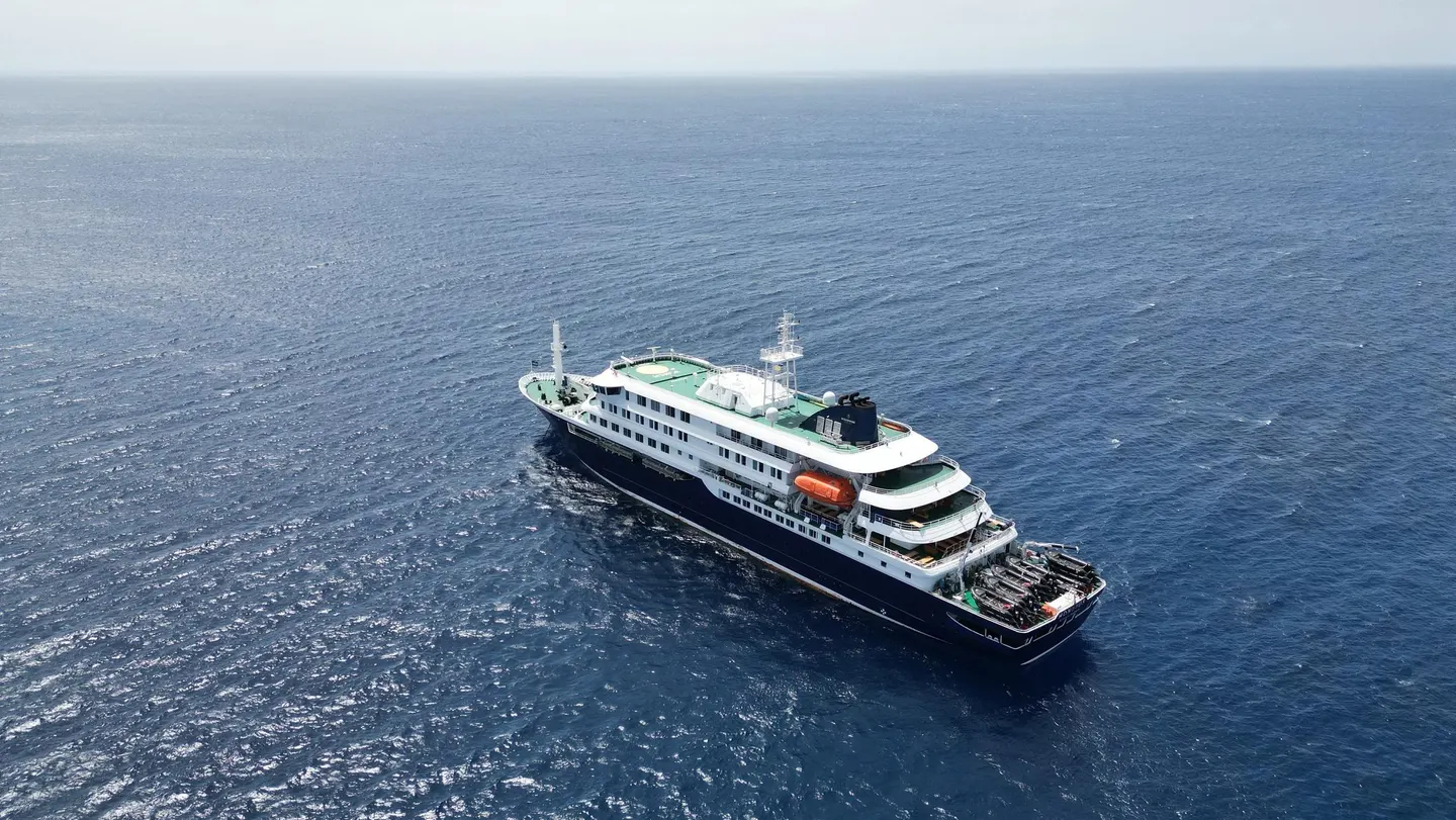 Autoridades temen que el hantavirus a bordo del crucero sea una cepa rara y mortal