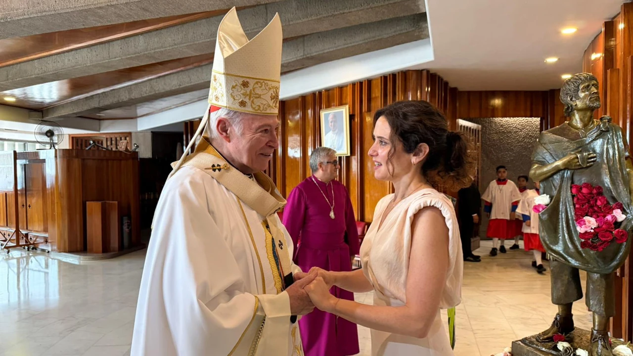 Presidenta de la Comunidad de Madrid visita la Basílica de Guadalupe; conoce su agenda en México