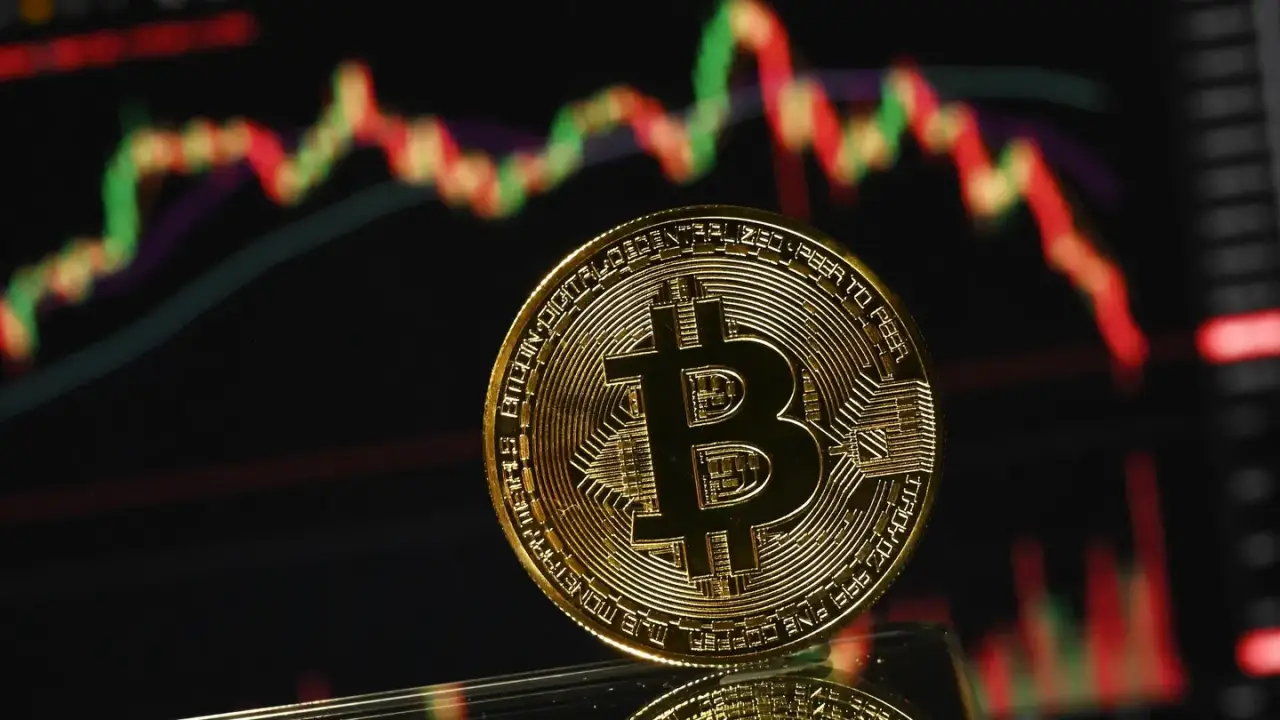 Acciones de criptomonedas se disparan a medida que el Comité del Senado impulsa la Ley CLARITY
