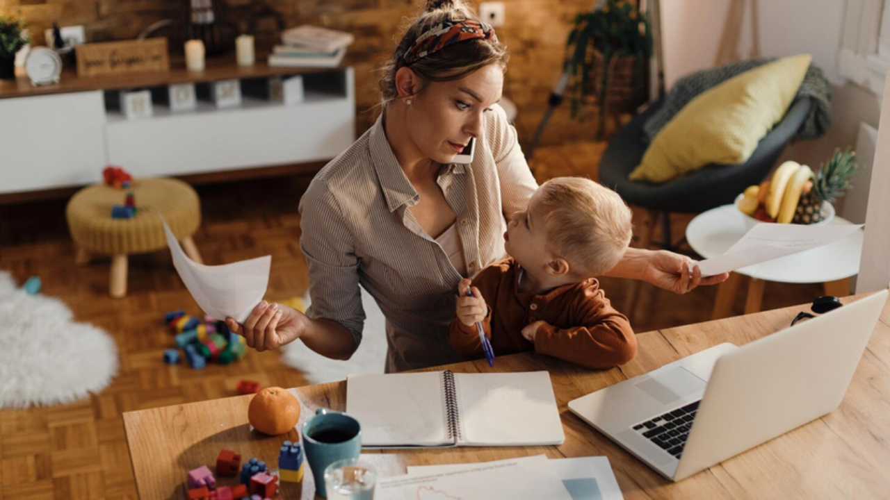 Acceso a guarderías influye en decisión de madres para aceptar un empleo