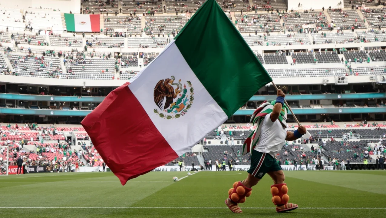 Piratería en México casi equivale a la derrama esperada por el Mundial: sector comercio