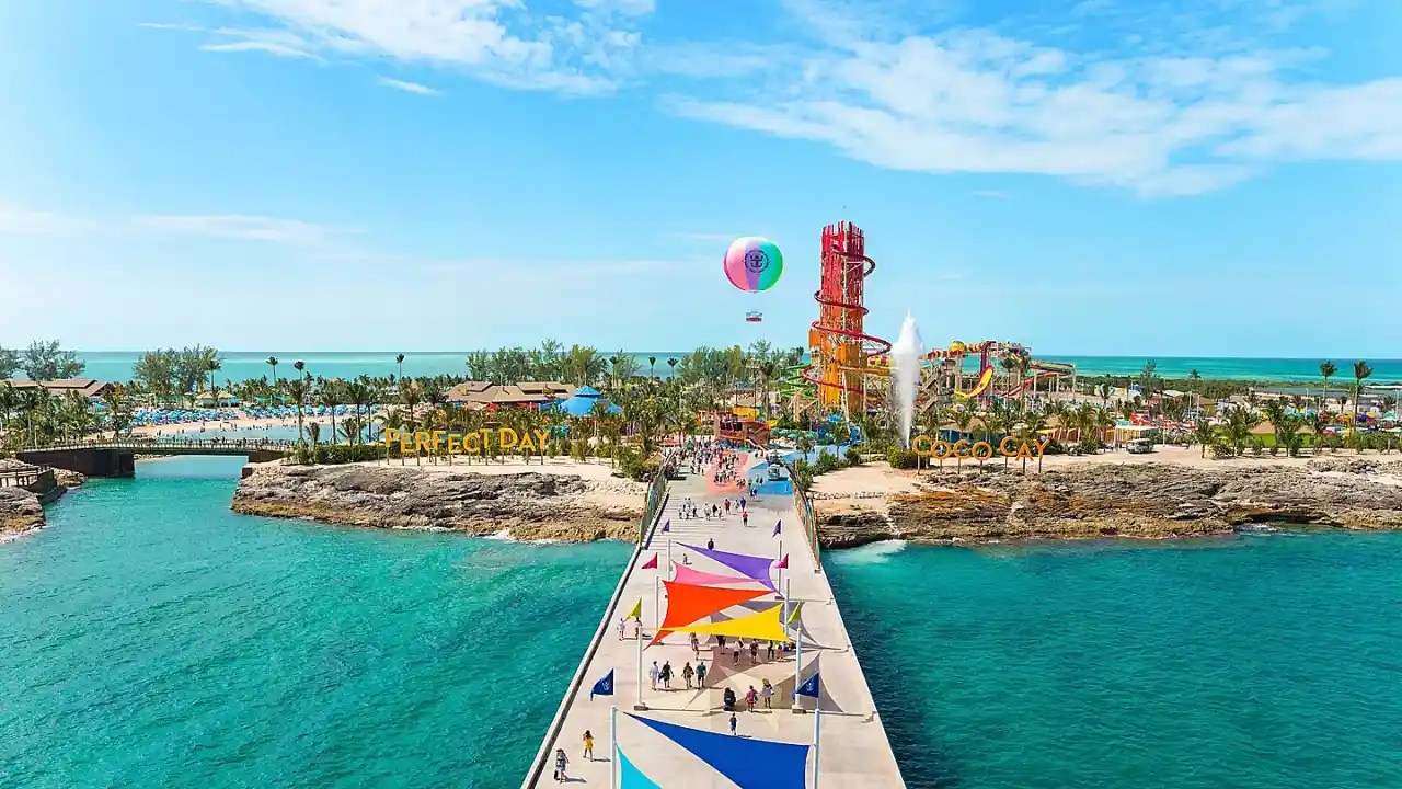 Royal Caribbean cancela el parque acuático de Mahahual tras la reacción medioambiental