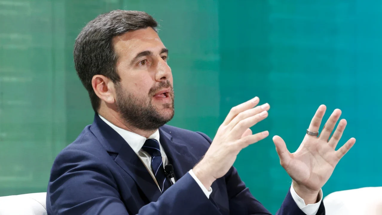 Riquelme anuncia que ofrecerá el banquillo del Real Madrid a Klopp si gana las elecciones