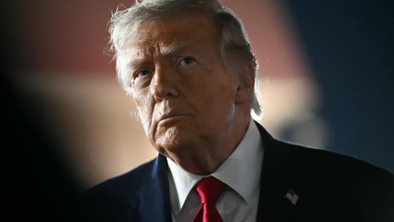 Jueza sigue bloqueando el fondo de 1,800 mdd de Trump, hasta que el Departamento de Justicia pueda demostrar que está muerto