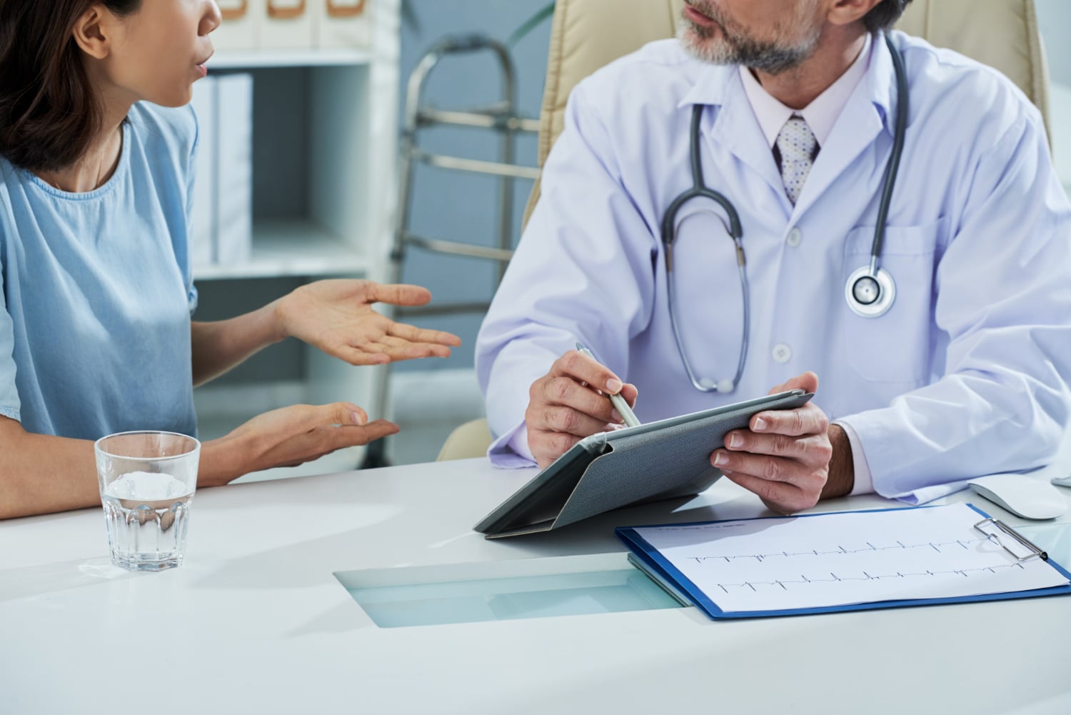 EU advierte que atención médica en México puede ser más cara ante Mundial