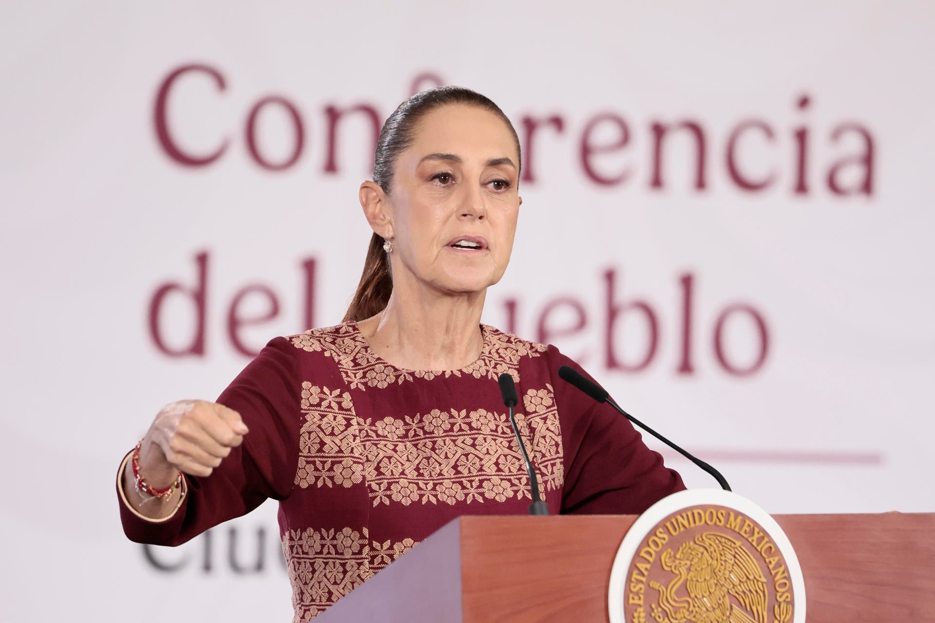 Sheinbaum traslada a Delcy Rodríguez el apoyo de México a Venezuela tras terremotos