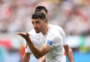 Mehdi Taremi, de Irán, celebra el primer gol de su equipo durante la Copa Mundial de la FIFA el 21 de junio de 2026 en Inglewood, California. Imágenes de Getty
