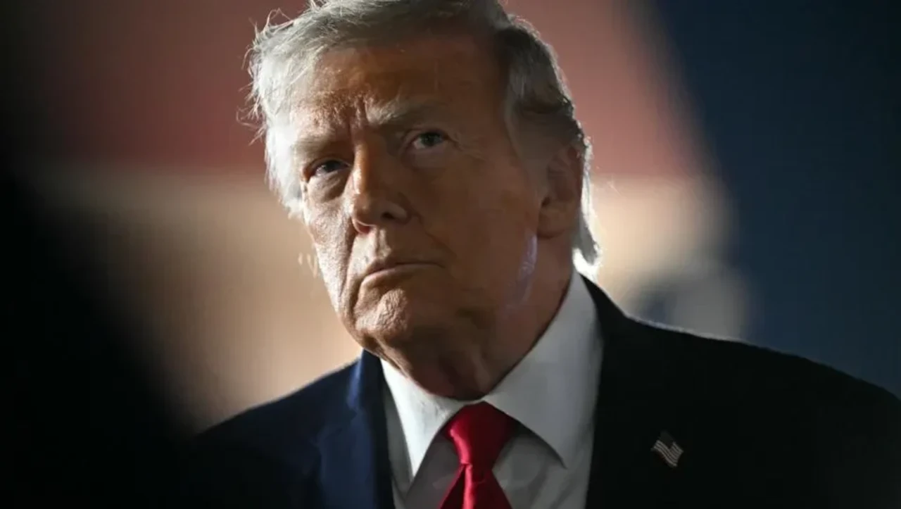 Trump dice que Irán derribó un helicóptero de EU, lo que pone en duda el acuerdo de paz