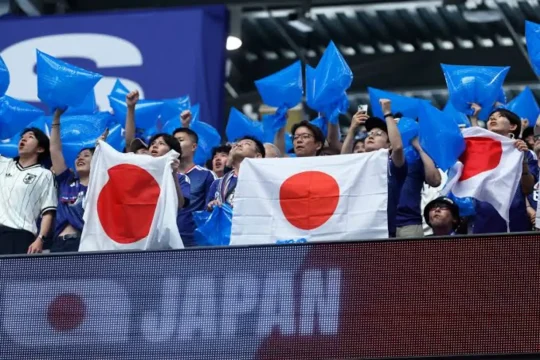 Japón-limpieza-estadios Mundial