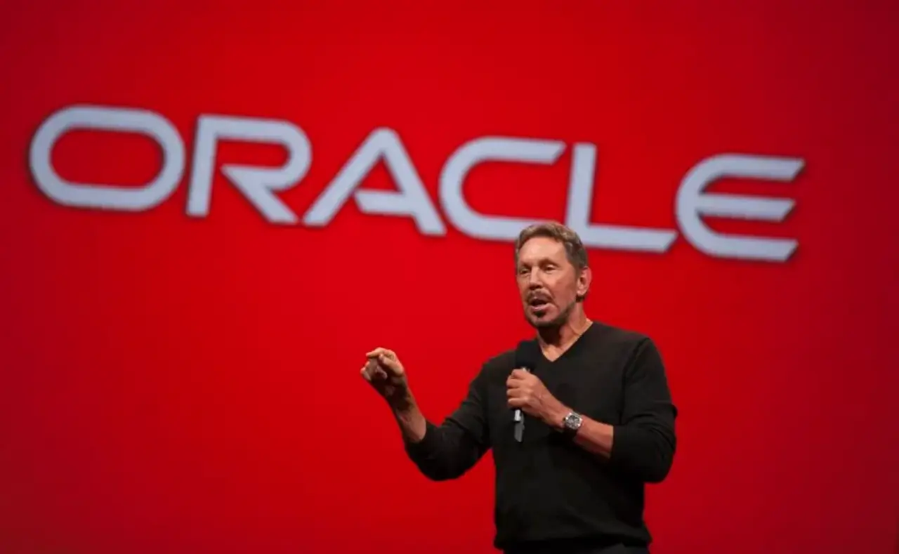 El patrimonio de Larry Ellison se desploma en 100,000 mdd en medio del desplome de Oracle