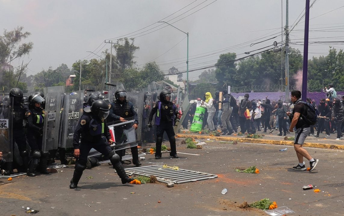 Jornada inaugural del Mundial deja 19 detenidos y 11 policías heridos