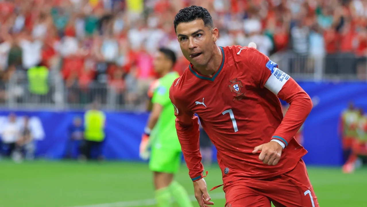 Portugal golea 5-0 a Uzbekistán con gran actuación de Cristiano
