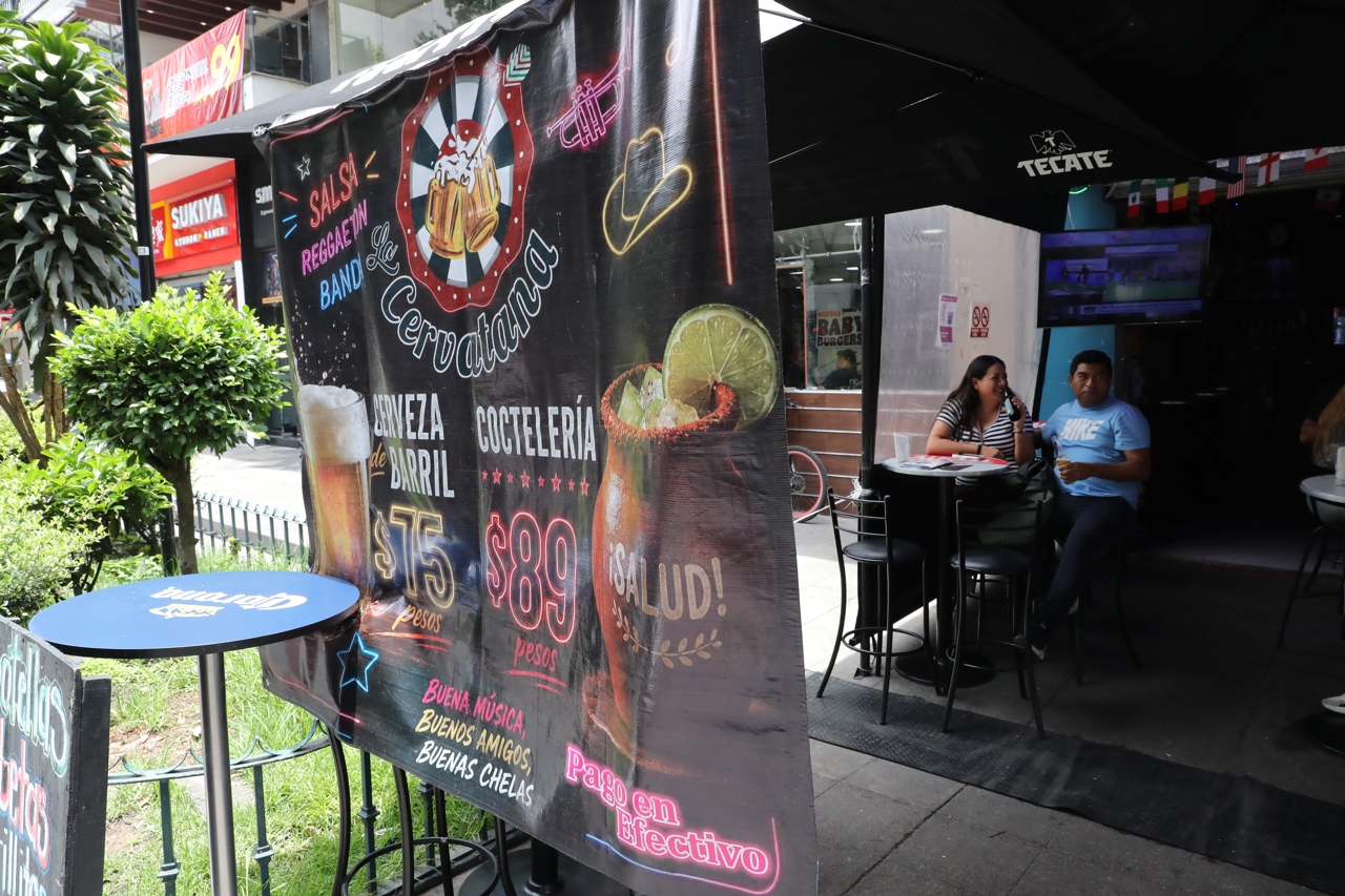 Negocios apagan la fiesta mundialista por miedo a sanciones del IMPI